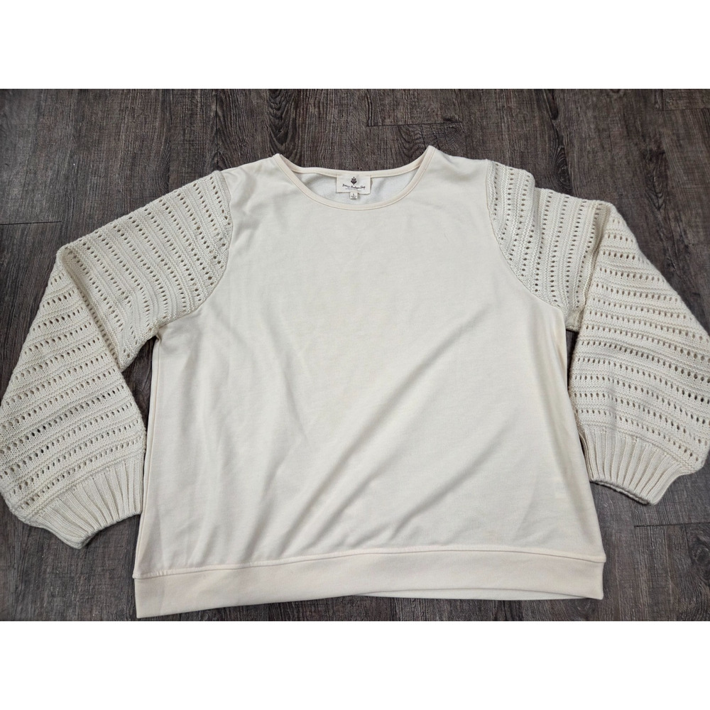 Betsey's Boutique Ivory Cream Crewneck Sweatshirt Blouse Crochet Sleeves Large